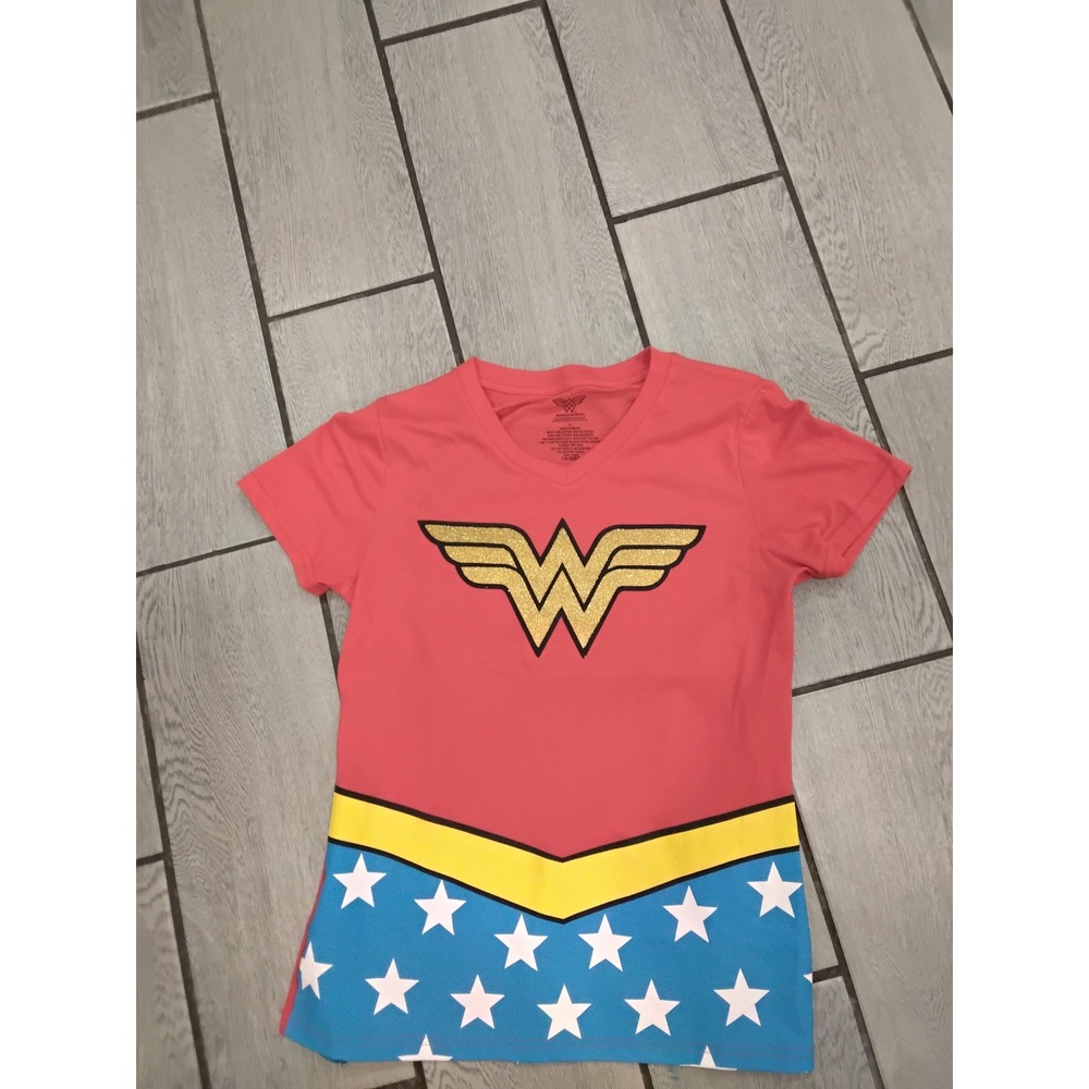 Wonder‎ Woman Costume T-Shirt with Detachable Cape Red Blue Gold Stars XL